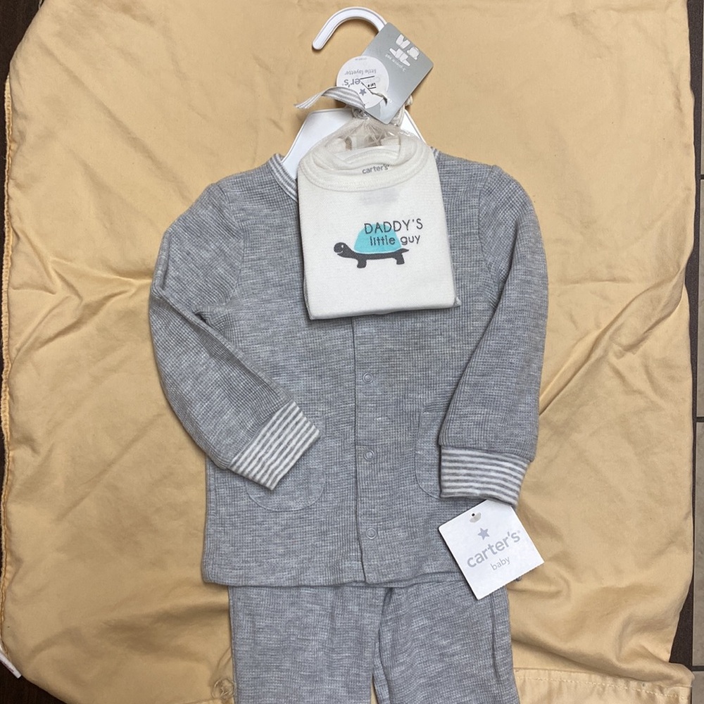 Carter’s - Picture 3 of 3